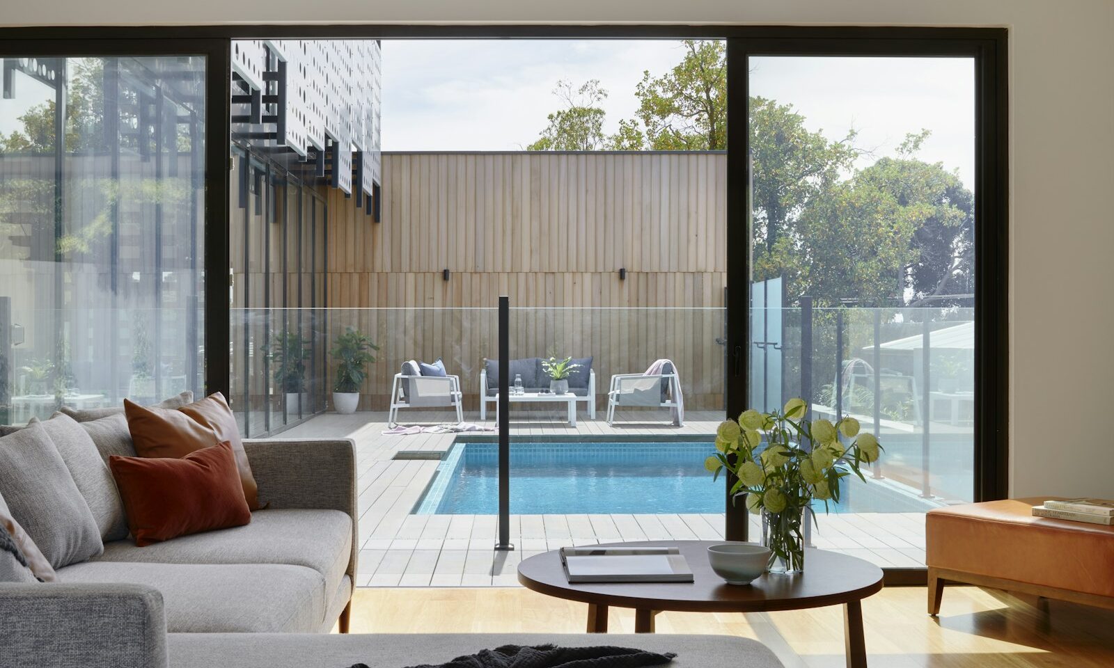 Patershol House With Courtyard main property photo