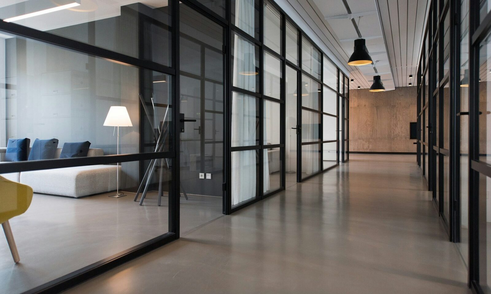 Ground Floor Commercial Unit In Het Zuid main property photo